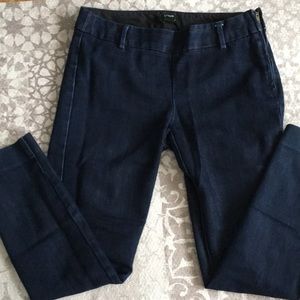 City fit dark zipper pants